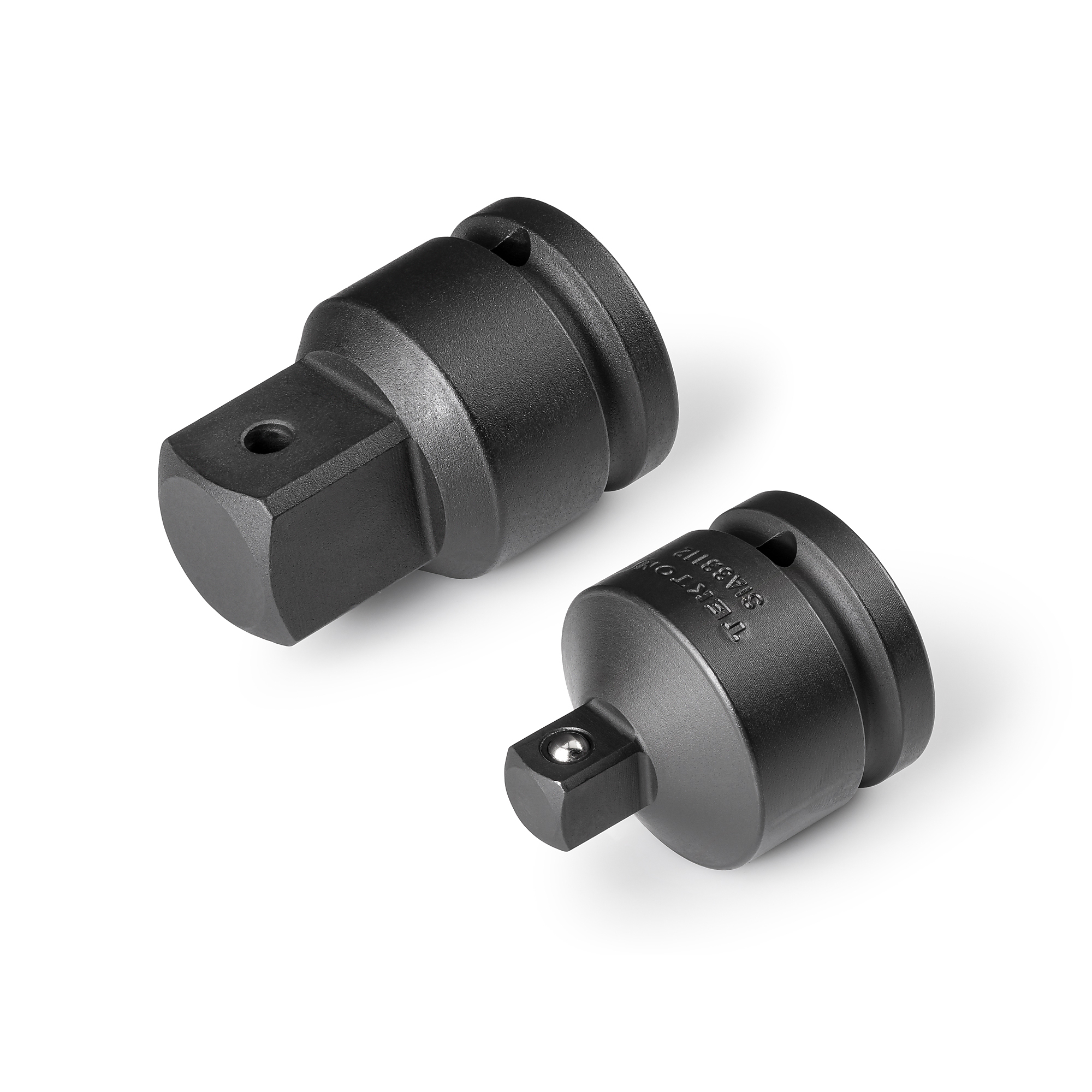 TEKTON 3/4 Inch Drive Adapter/Reducer Set, 2-Piece (Through Hole, Ball Detent) | SIA93001